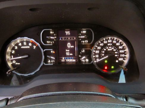 Used 2018 Toyota Tundra SR5 image 35