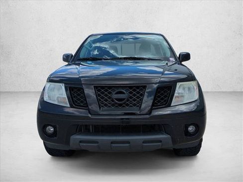 Used 2020 Nissan Frontier SV w/ Midnight Edition Floor Mats RWD image 2