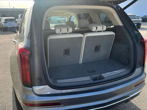 Used 2020 Cadillac XT6 Premium Luxury image 20