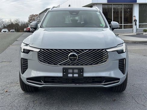New 2026 Volvo XC90 B6 Plus w/ Protection Package Premier AWD/4WD image 23