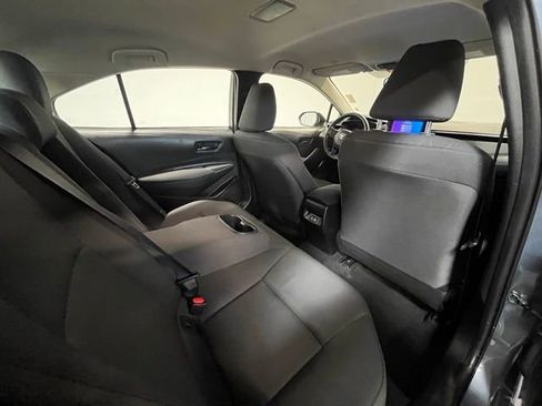 Used 2023 Toyota Corolla LE FWD image 12