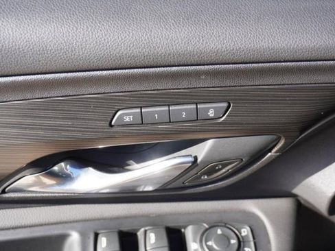 Used 2021 GMC Terrain SLT w/ Infotainment Package II image 19