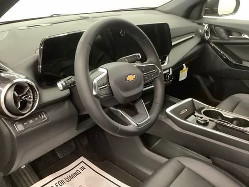 New 2026 Chevrolet Equinox LT AWD/4WD image 13