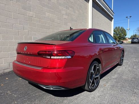 Used 2020 Volkswagen Passat 2.0T R-Line image 3