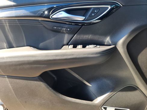 Used 2024 Buick Envision Preferred image 23