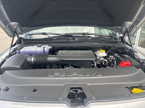 New 2025 RAM 1500 Big Horn image 32
