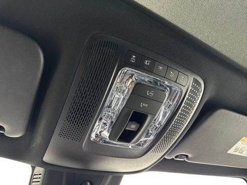 Used 2023 Mercedes-Benz EQB 300 4MATIC w/ Exclusive Package image 68