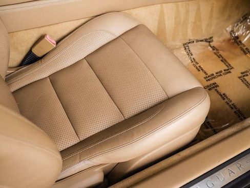 Used 2007 Jaguar XK XK image 76