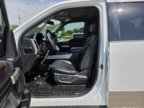 Used 2018 Ford F150 Lariat AWD/4WD image 12