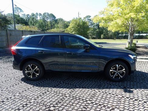 New 2026 Volvo XC60 B5 Core w/ Climate Package image 4