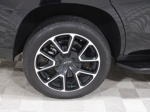 Used 2025 Chevrolet Tahoe RST image 44