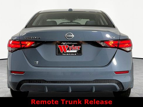 Used 2024 Nissan Sentra SV FWD image 5