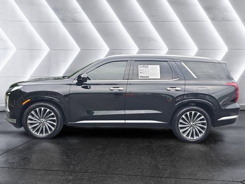 Used 2025 Hyundai Palisade Calligraphy AWD/4WD image 2