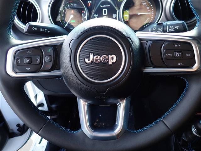 Used 2023 Jeep Wrangler Unlimited Rubicon 4xe AWD/4WD image 15
