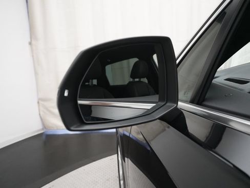 Certified 2025 Audi Q7 3.0T Premium Plus AWD/4WD image 27
