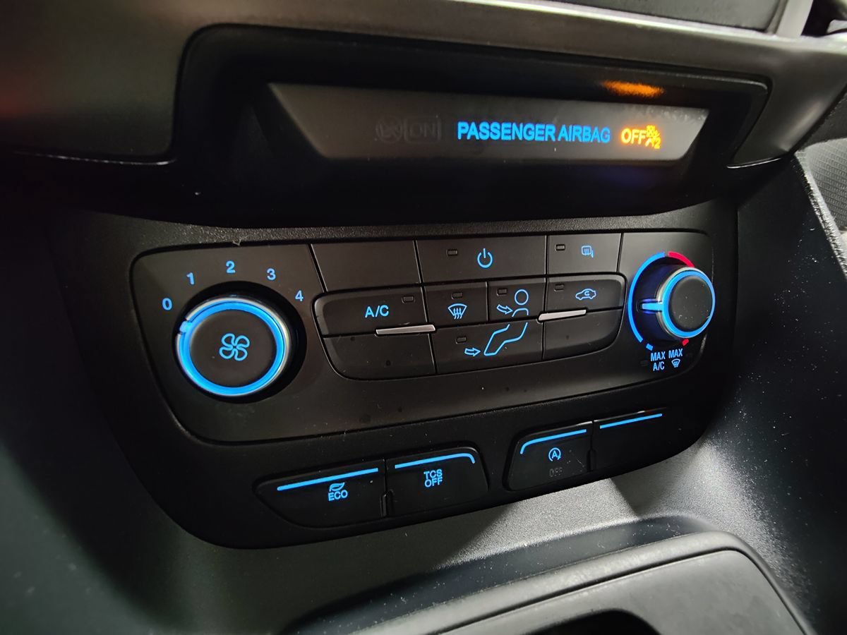 Used 2023 Ford Transit Connect XL FWD image 31