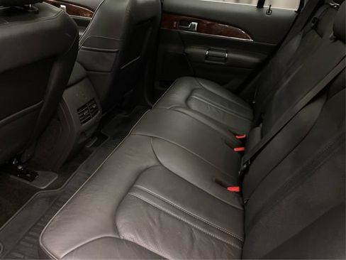 Used 2015 Lincoln MKX AWD w/ Equipment Group 102A image 11