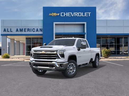 New 2026 Chevrolet Silverado 3500 LTZ w/ LTZ Plus Package AWD/4WD image 8