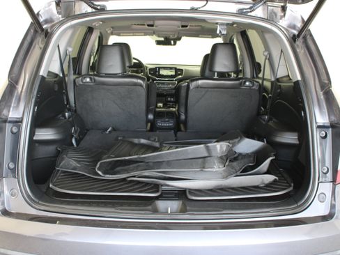 Used 2022 Honda Pilot Touring image 32
