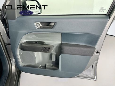 New 2025 Ford Maverick XL w/ Equipment Group 101A image 31