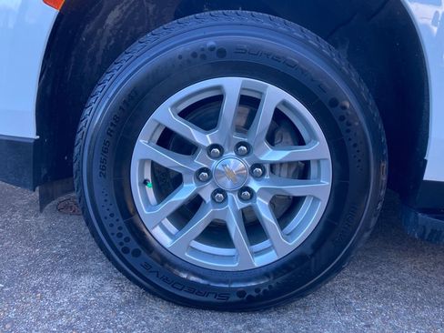 Used 2024 Chevrolet Tahoe LT image 27