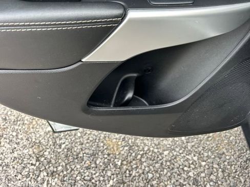 Used 2022 Jeep Cherokee Latitude w/ Trailer Tow Group image 42