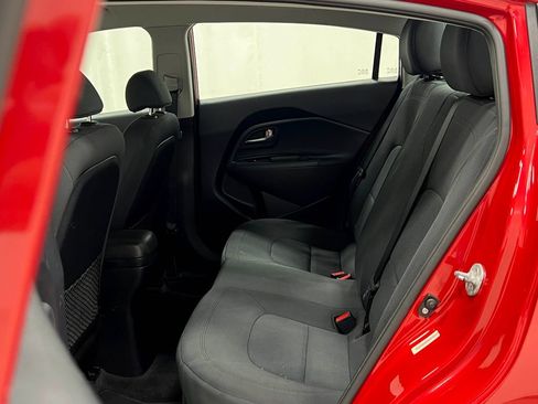 Used 2014 Kia Rio EX FWD image 28