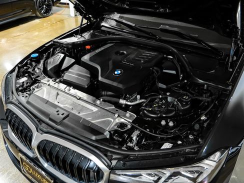 Used 2024 BMW 330i xDrive Sedan w/ Premium Package image 53