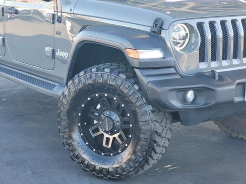 Used 2020 Jeep Wrangler Unlimited Sport S AWD/4WD image 3