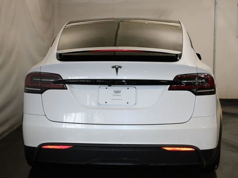 Used 2022 Tesla Model X Base image 6