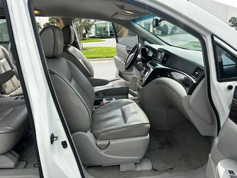 Used 2014 Nissan Quest SL FWD image 9