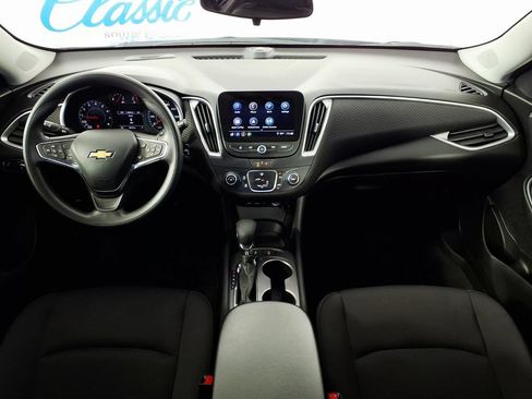 Used 2024 Chevrolet Malibu LS FWD image 14