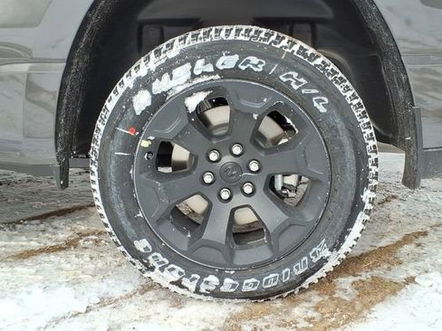 New 2026 RAM 1500 Express AWD/4WD image 8