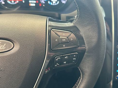 Used 2018 Ford Explorer Platinum AWD/4WD image 35