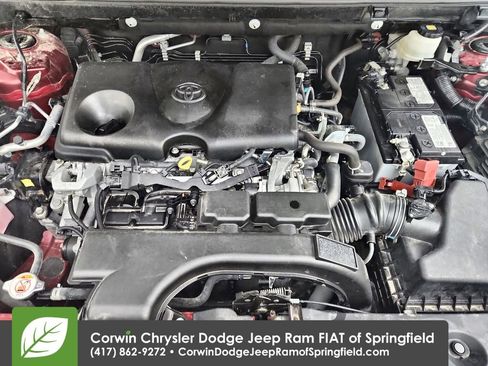 Used 2021 Toyota RAV4 XLE Premium AWD/4WD image 33