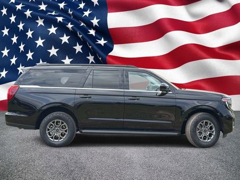 Certified 2025 Ford Expedition Max Active RWD image 5