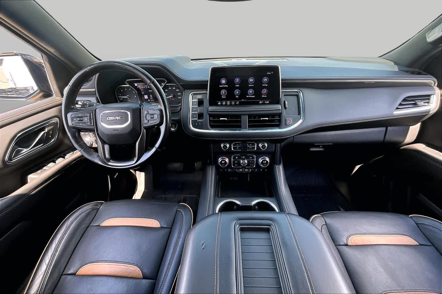 Used 2021 GMC Yukon AT4 w/ AT4 Premium Package AWD/4WD image 16