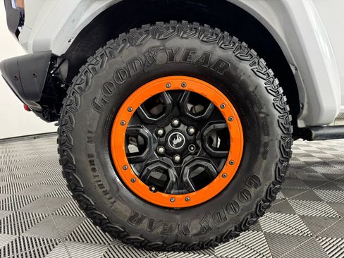 Used 2021 Ford Bronco Big Bend w/ Sasquatch Package image 39