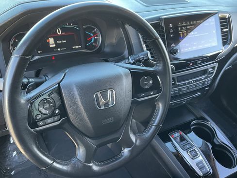 Used 2022 Honda Pilot Touring image 24