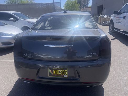 Used 2019 Chrysler 300 Touring w/ Sport Appearance Package image 14