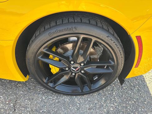 Used 2015 Chevrolet Corvette Stingray Coupe w/ 2LT Preferred Equipment Group RWD image 12