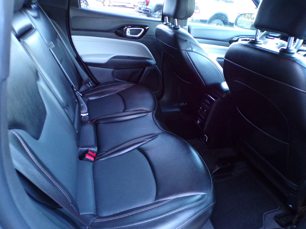 Used 2023 Jeep Compass Limited AWD/4WD image 8