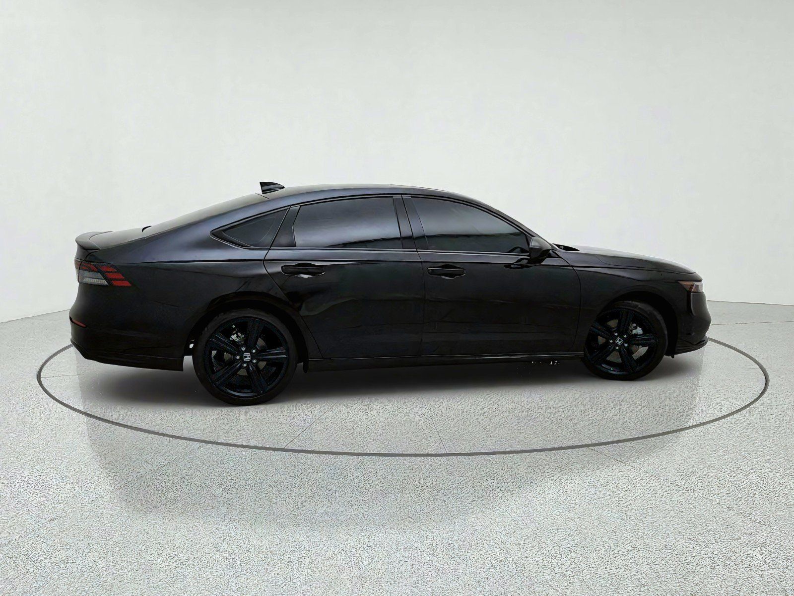 Used 2024 Honda Accord Sport image 7