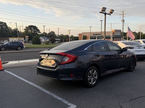 Used 2017 Honda Civic LX image 4