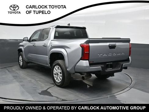 Used 2024 Toyota Tacoma SR5 RWD image 11
