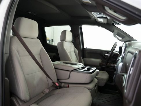 Used 2019 Chevrolet Silverado 1500 LT w/ Texas Edition image 45