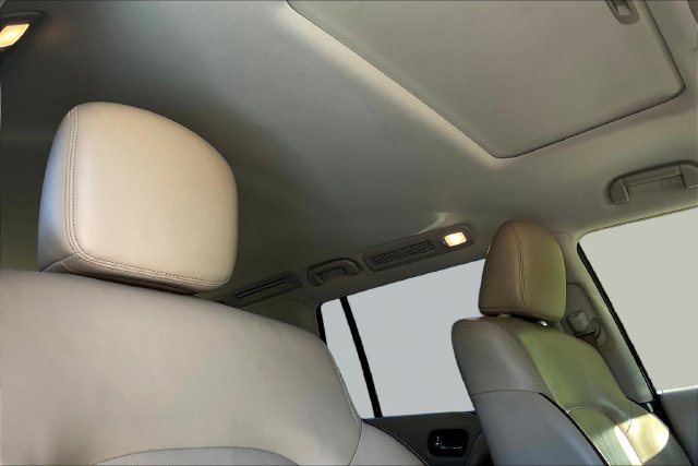 Used 2019 Nissan Armada SL w/ Premium Package RWD image 30