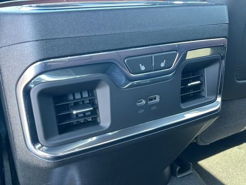 Used 2025 GMC Sierra 2500 Denali Ultimate AWD/4WD image 11