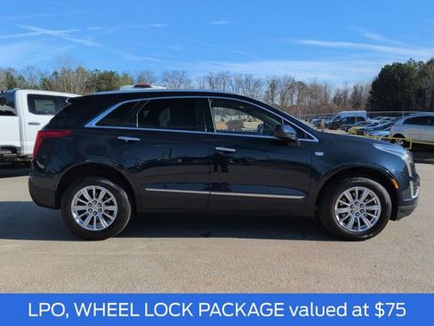 Used 2017 Cadillac XT5 FWD w/ LPO, Wheel Lock Package image 3