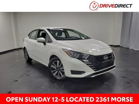 Used 2024 Nissan Versa SV FWD image 1